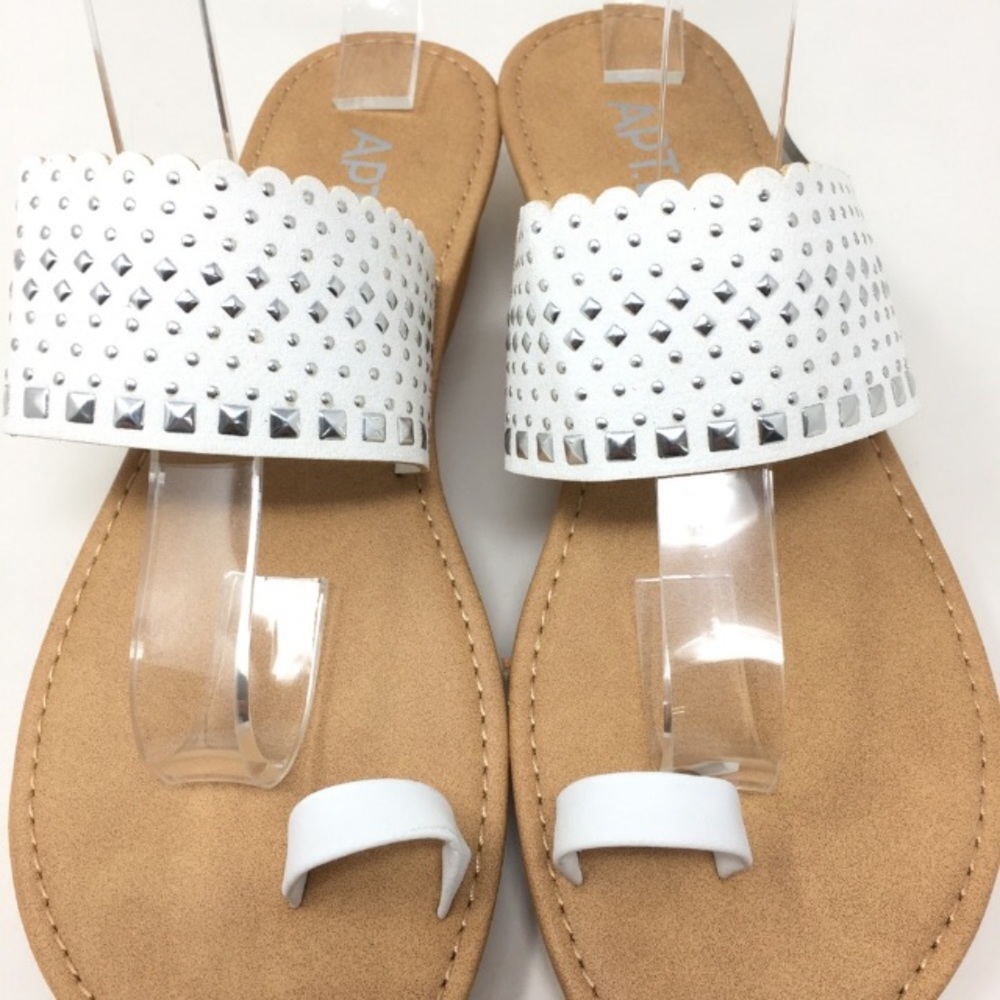 Darling white wedge white sandals w silver studs